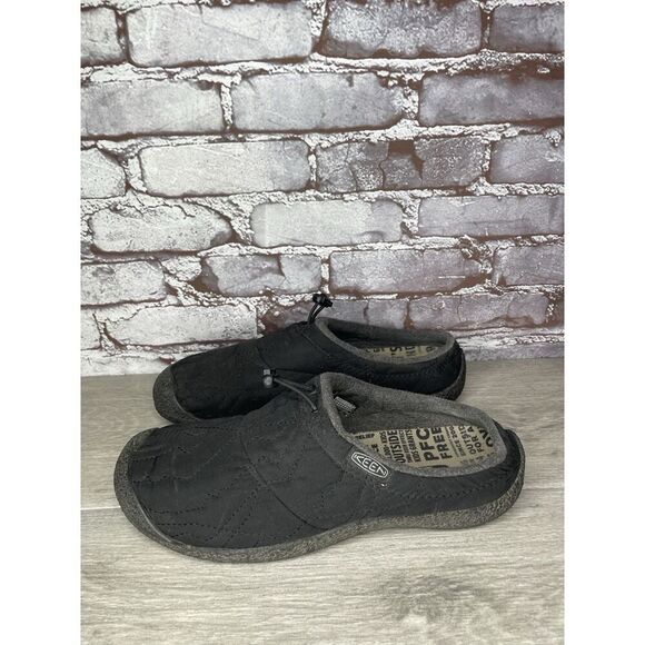 Keen Howser III Black Quilted Slip On Comfort Outdoor Shoes Men Sz 10.5M US/44EU - Picture 16 of 16